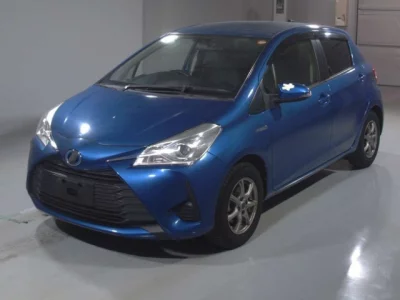 Toyota VITZ  с аукциона в Японии