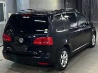 Volkswagen GOLF TOURAN лот № 45 оценка 3.5  с аукциона в Японии 4