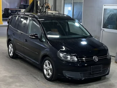 Volkswagen GOLF TOURAN  с аукциона в Японии