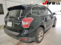 Subaru FORESTER лот № 3008 оценка 4  с аукциона в Японии 4