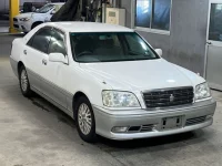 Toyota CROWN лот № 58 оценка R  с аукциона в Японии 3