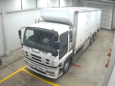 Isuzu TRUCK