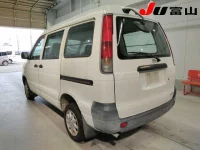 Toyota LITE ACE VAN лот № 3012 оценка 3.5  с аукциона в Японии 1