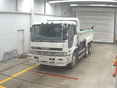 Hino TRUCK