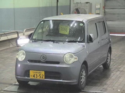 Daihatsu MIRA