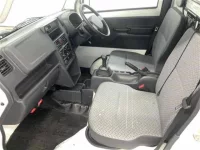 Suzuki CARRY TRUCK лот № 2516 оценка 3.5  с аукциона в Японии 3