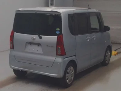 Daihatsu TANTO  с аукциона в Японии
