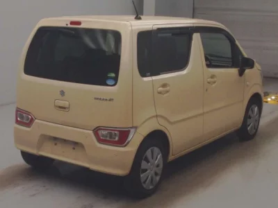 Suzuki WAGON R  с аукциона в Японии