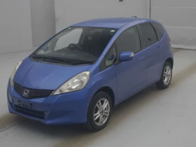 Honda FIT  с аукциона в Японии