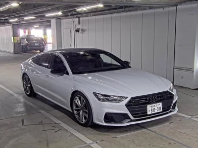 Audi A7  с аукциона в Японии