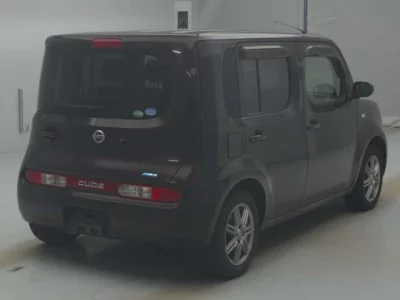 Nissan CUBE  с аукциона в Японии