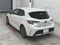 Toyota COROLLA SPORT лот № 30108 оценка 3.5  с аукциона в Японии 1