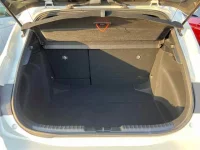 Toyota COROLLA SPORT лот № 30108 оценка 3.5  с аукциона в Японии 9