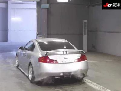 Nissan SKYLINE  с аукциона в Японии