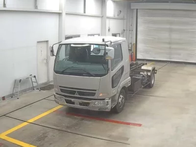Mitsubishi FUSO FIGHTER