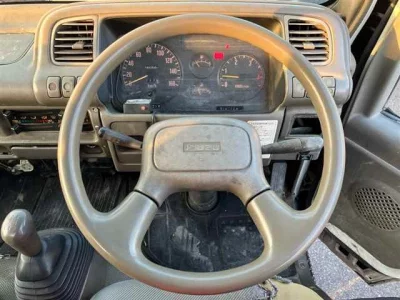 Isuzu ELF  с аукциона в Японии