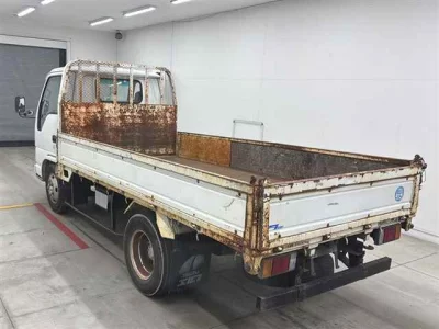 Isuzu ELF  с аукциона в Японии