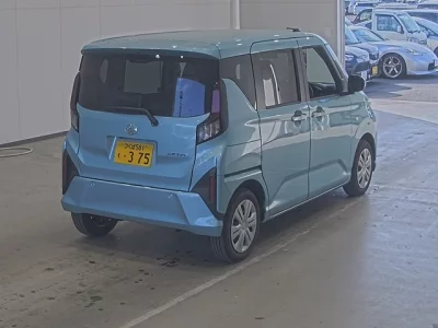 Daihatsu MOVE  с аукциона в Японии