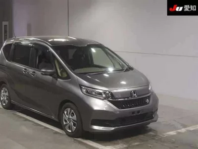 Honda FREED  с аукциона в Японии