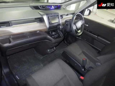 Honda FREED  с аукциона в Японии