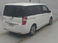 Honda STEP WAGON лот № 70132 оценка RA  с аукциона в Японии 1