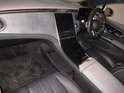 Mercedes-Benz EQS  с аукциона в Японии