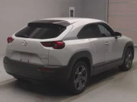 Mazda MX-30 лот № 80620 оценка 3.5  с аукциона в Японии 1