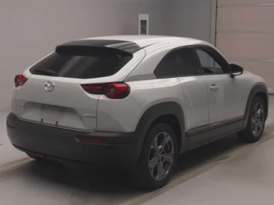 Mazda MX-30  с аукциона в Японии
