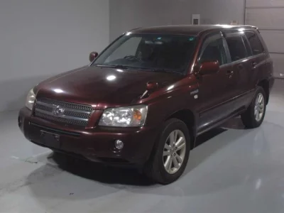 Toyota KLUGER  с аукциона в Японии