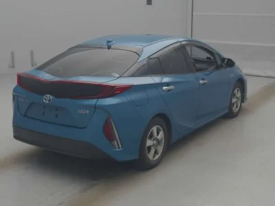 Toyota PRIUS PHV