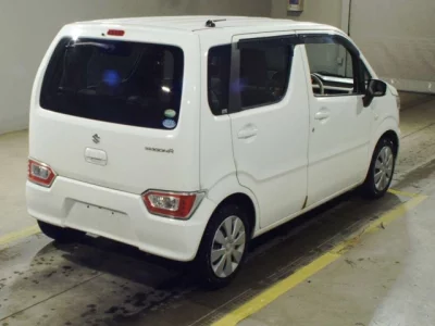 Suzuki WAGON R  с аукциона в Японии