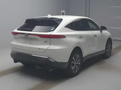Toyota HARRIER  с аукциона в Японии