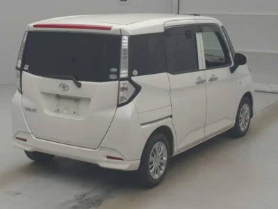 Toyota TANK  с аукциона в Японии