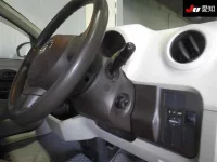 Toyota PASSO лот № 30030 оценка 4  с аукциона в Японии 4