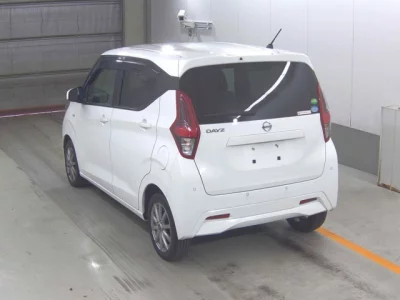 Nissan DAYZ  с аукциона в Японии