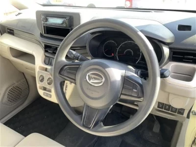 Daihatsu MOVE  с аукциона в Японии