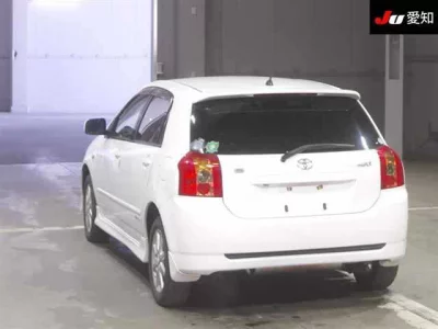 Toyota COROLLA RUNX  с аукциона в Японии