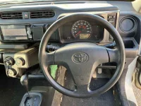 Toyota PROBOX лот № 30136 оценка R  с аукциона в Японии 2