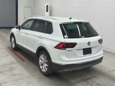 Volkswagen TIGUAN  с аукциона в Японии
