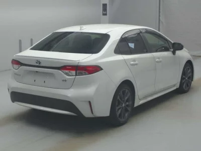 Toyota COROLLA  с аукциона в Японии