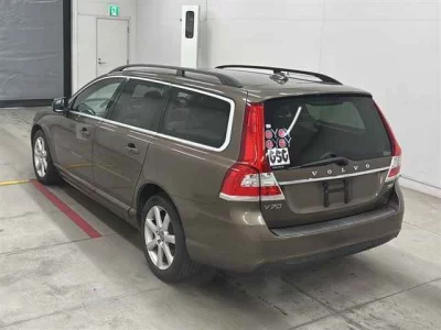 Volvo V70  с аукциона в Японии