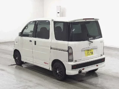 Daihatsu Atrai Wagon  с аукциона в Японии