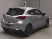 Mazda MAZDA2 лот № 80637 оценка 4  с аукциона в Японии 1
