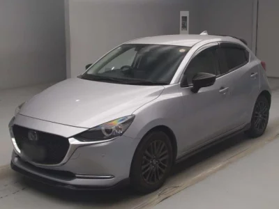 Mazda MAZDA2  с аукциона в Японии