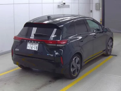 Nissan AURA  с аукциона в Японии