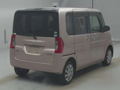 Daihatsu TANTO  с аукциона в Японии