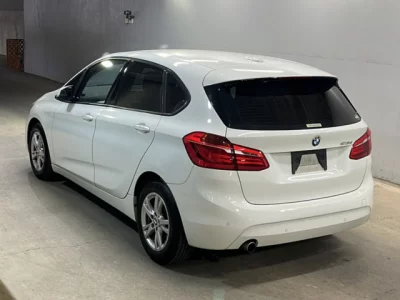 BMW 2-Series  с аукциона в Японии