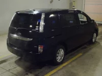 Toyota ISIS лот № 6004 оценка 3.5  с аукциона в Японии 1