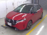 Nissan AURA лот № 1010 оценка 4.5  с аукциона в Японии 2