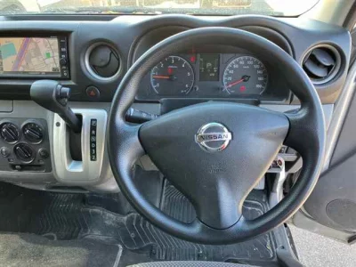 Nissan CARAVAN VAN  с аукциона в Японии